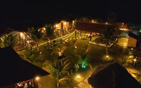 Maracujá Village